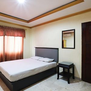 Jambrut Inn